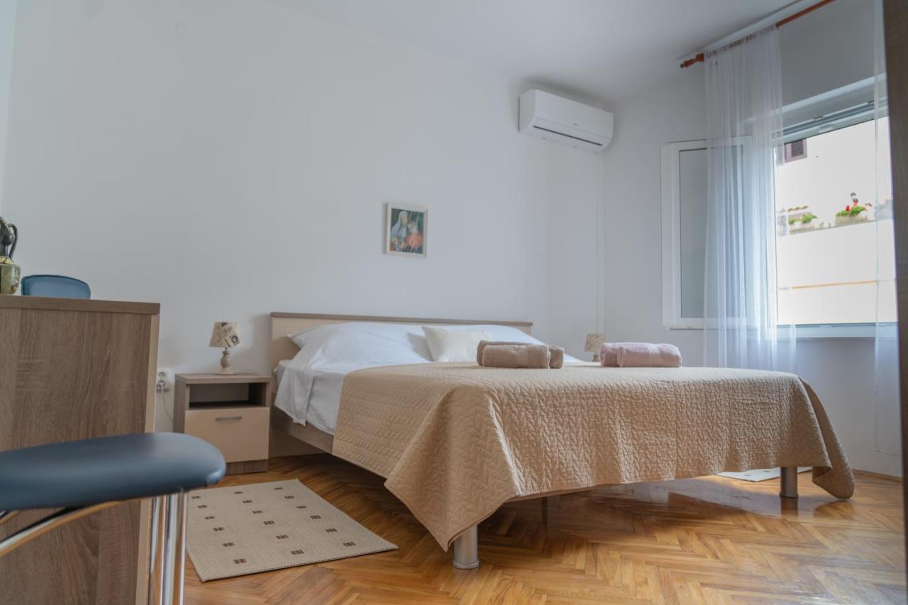 Martinšćica Sidus Maris, Spacious Seaside Apartment With Free Parking מראה חיצוני תמונה
