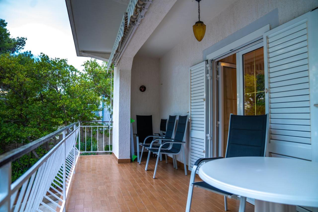 Martinšćica Sidus Maris, Spacious Seaside Apartment With Free Parking מראה חיצוני תמונה